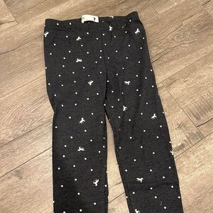 Supper cute unicorn and polka dot leggings!